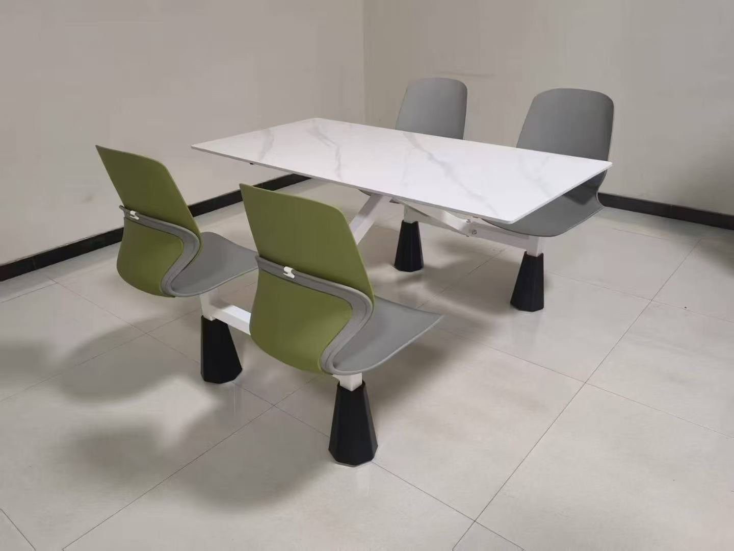 Fast Food Table
